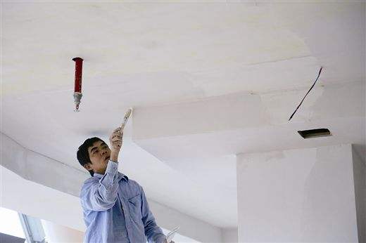 冬天不適合辦公室裝修可不可信？15年施工經(jīng)驗(yàn)師傅道出真相